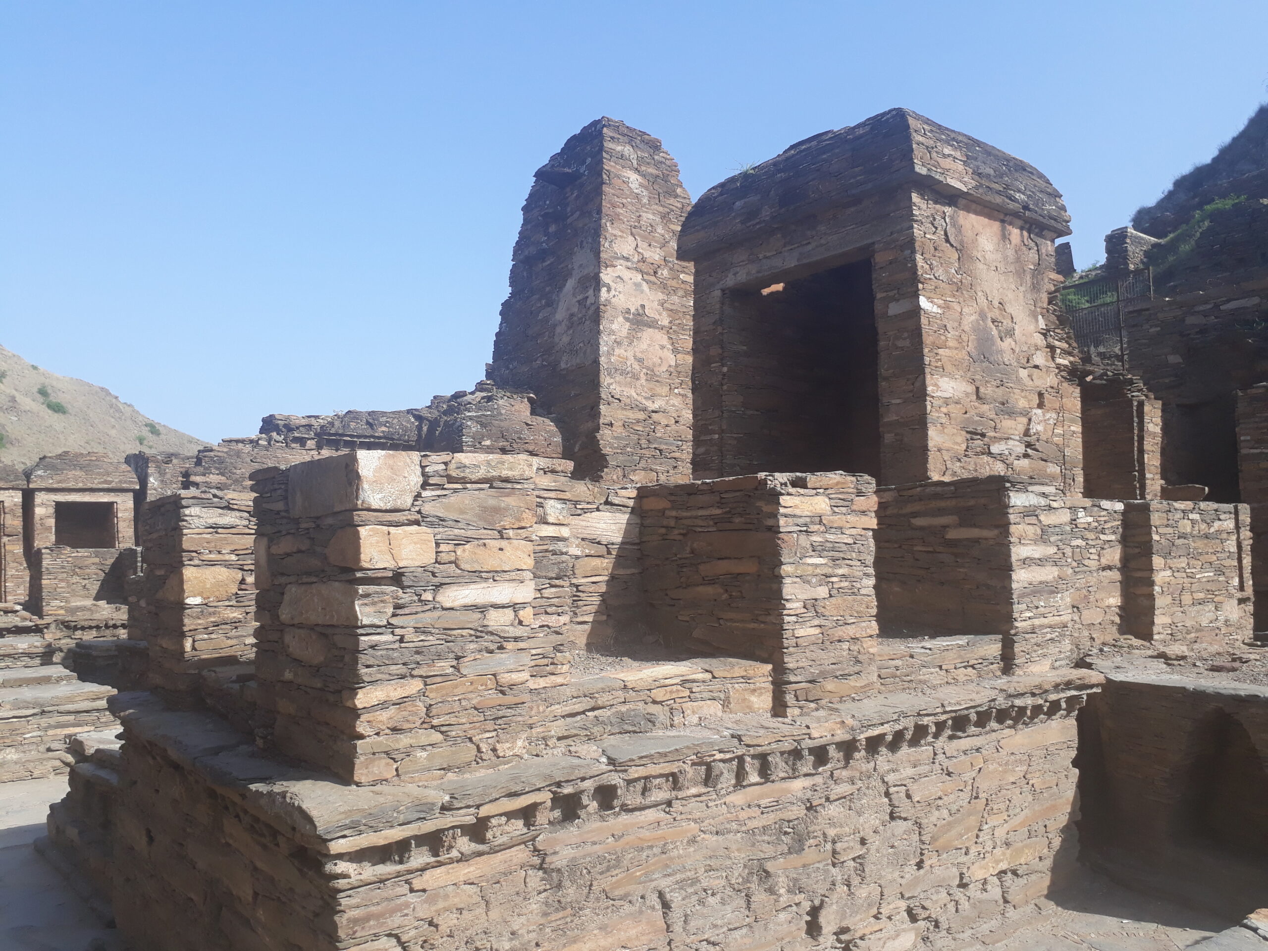 Takhtbhai Bhudist Monastry,..